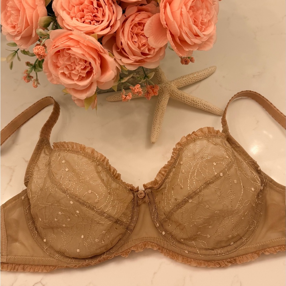 B.Tempted unlined wireless bra